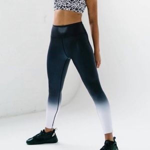 ZYIA Leggings